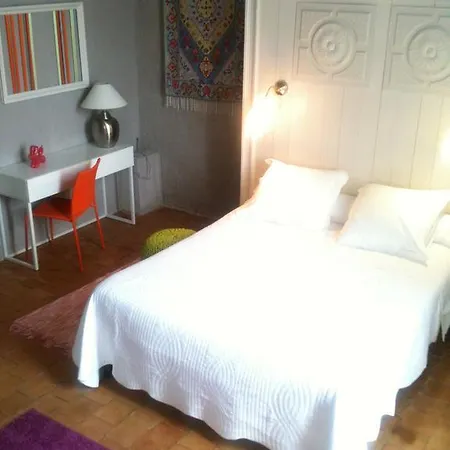 D'hotes Logis De L'astree Bed & Breakfast Saint-Bris-des-Bois