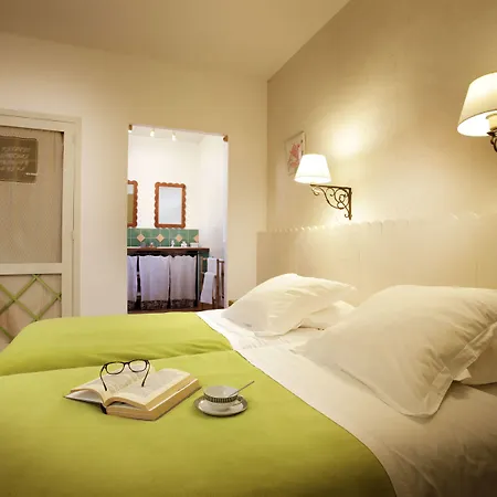 Bed & Breakfast D'hotes Logis De L'astree 4*