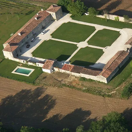 Bed & Breakfast D'hotes Logis De L'astree
