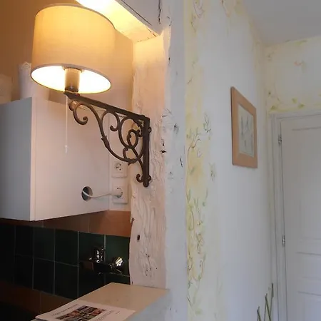 D'hotes Logis De L'astree Saint-Bris-des-Bois